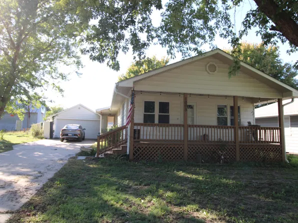 1005 N Denver St, El Dorado, KS 67042