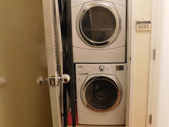 4th image of 136 E 31st St APT 4