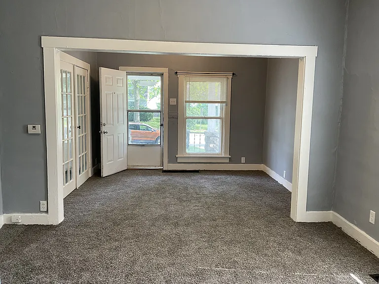 1807 Hale Ave — Photo 3
