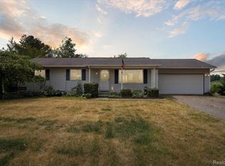 12612 Julmar Dr, Byron, MI 48418