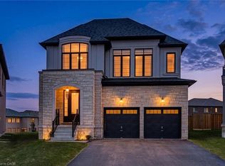 125 Prince Charles Cres, Woodstock, ON