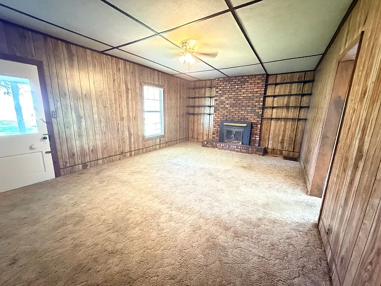 5350 N Old Highway 41 — Photo 6