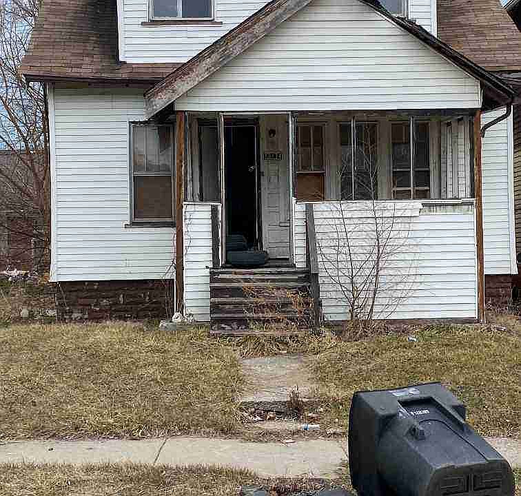12174 Cherrylawn