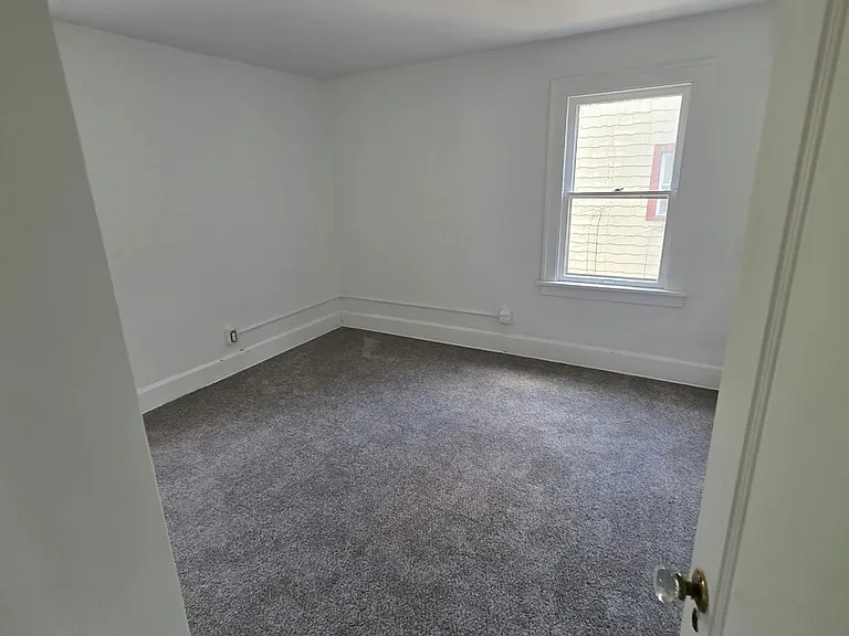 3953 Elmwood Rd — Photo 7