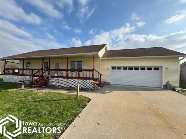 804 Deborah St, Moravia, IA 52571