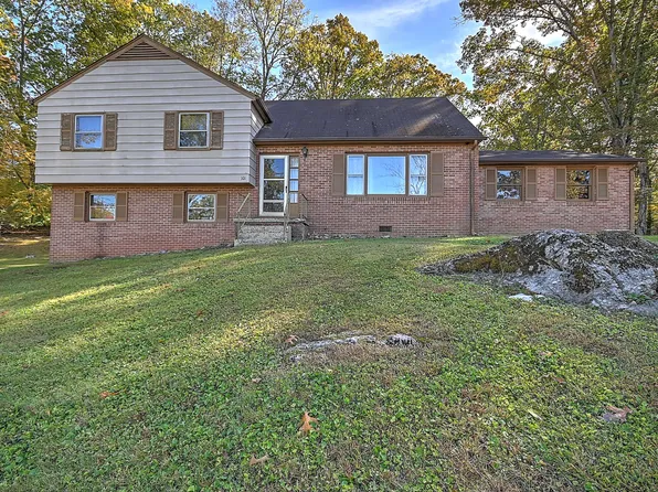 101 Greenwood Ln, Kingsport, TN 37663