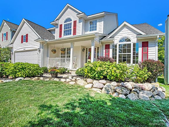 2nd image of 4834 Hillway Ct