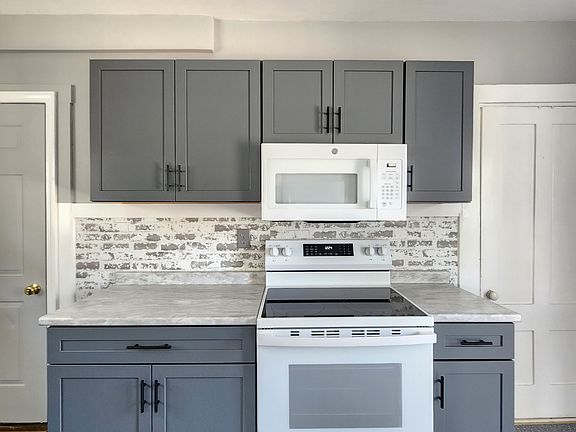2nd image of 257 Center St #2