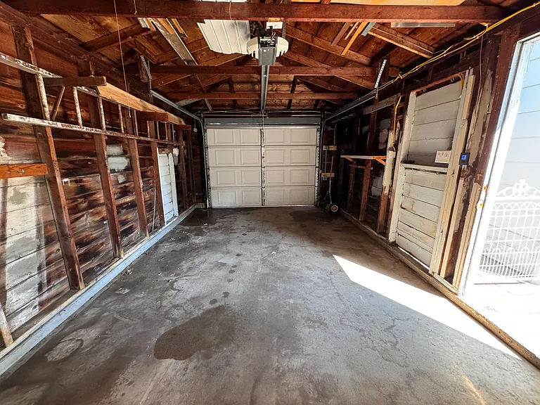 313 Chestnut St — Photo 3