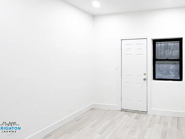 750 Washington Ave #1LL — Photo 7