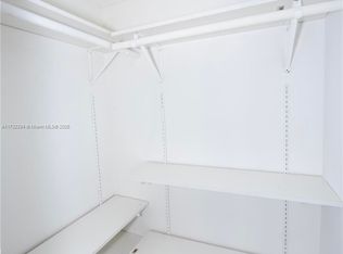 16950 W Dixie Hwy #B321, North Miami Beach, FL 33160