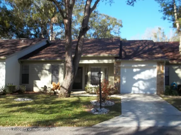 3143 Cloister Ct, Spring Hill, FL 34606