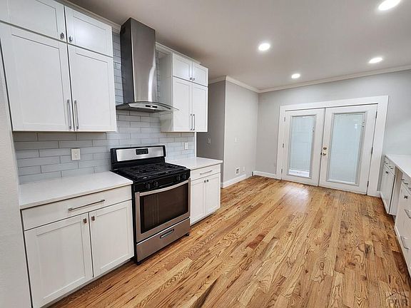 2nd image of 120 W Adams Ave