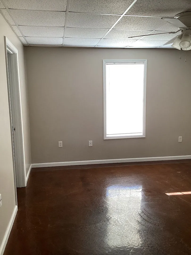 135 Eureka Dr. — Photo 4