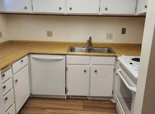 1750 Hitching Post Dr APT 6, Green River, WY 82935