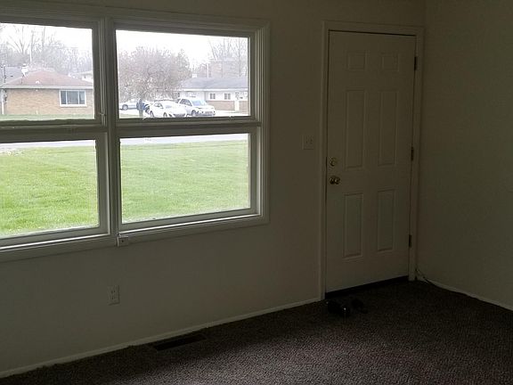 4th image of 3022 Northgate Ave #3022