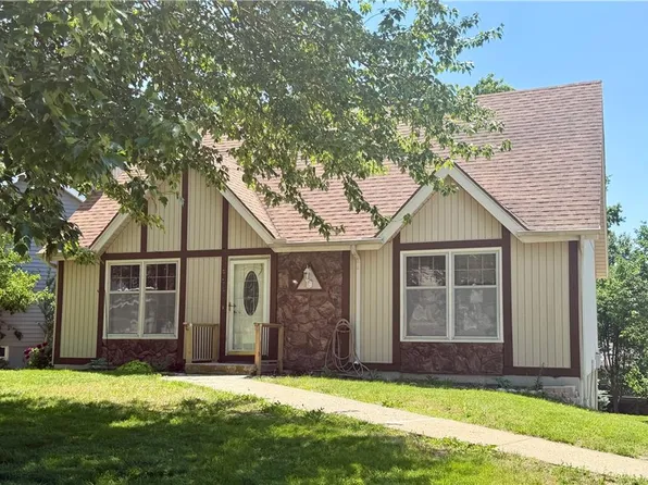 6718 NW Brink St, Kansas City, MO 64152