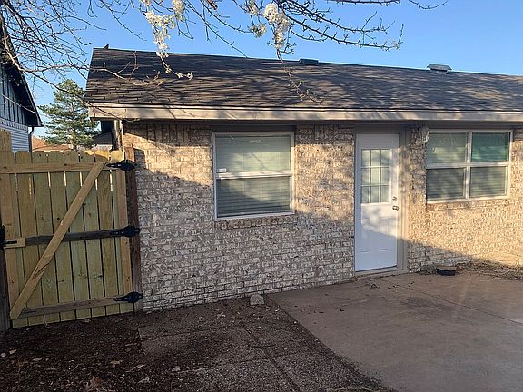 2nd image of 5724 NW Cedarwood Dr