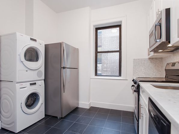 372 Saint Johns Pl APT 32