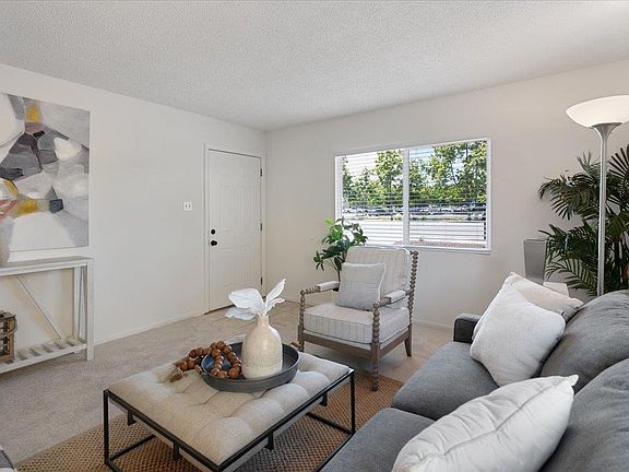 5th image of 3164 Meridian Ave