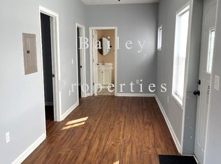 950 S Floyd St #102, Louisville, KY 40203