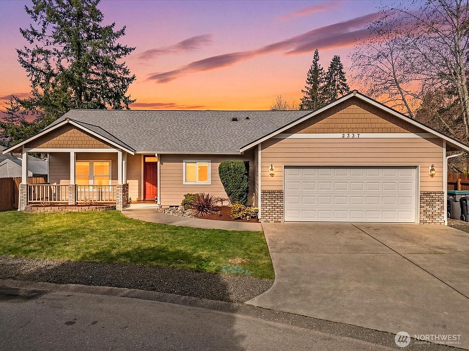 1st image of 2337 SE Plymouth Way
