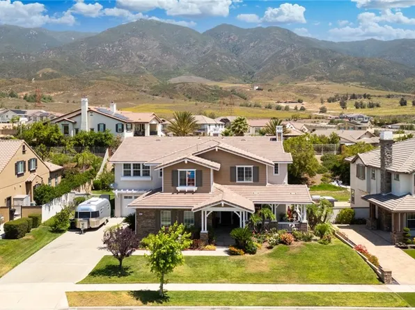 13812 Breeders Cup Dr, Etiwanda, CA 91739