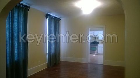 5th image of 286 N D St