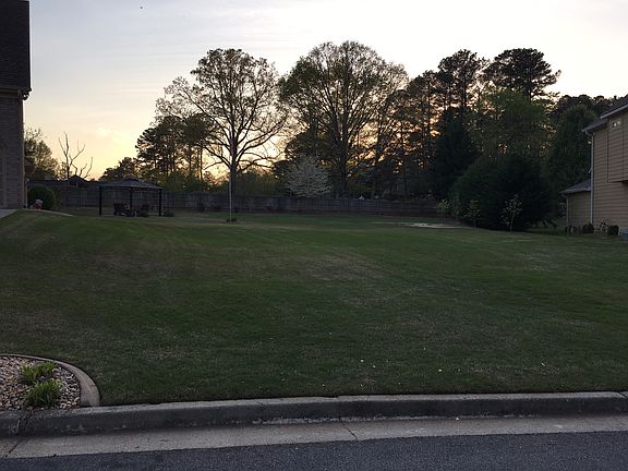 2nd image of 360 Chandler Pond Dr