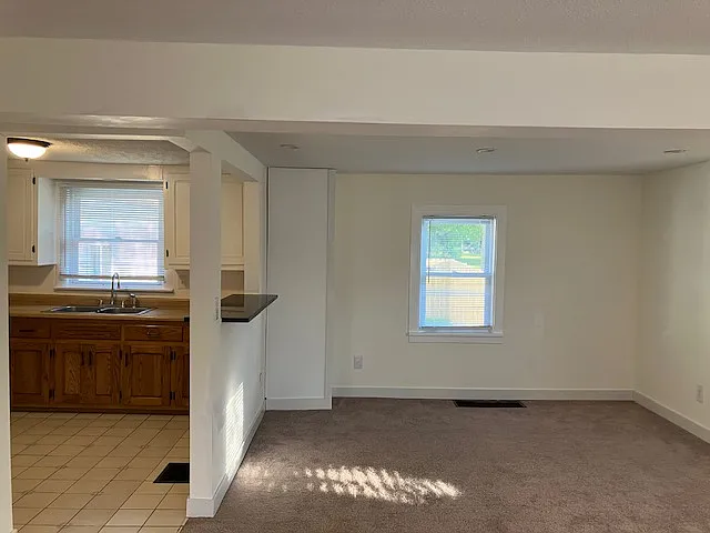 6136 Lake Rd W — Photo 3