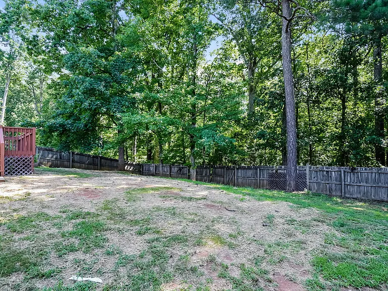 313 Split Rail Way — Photo 17