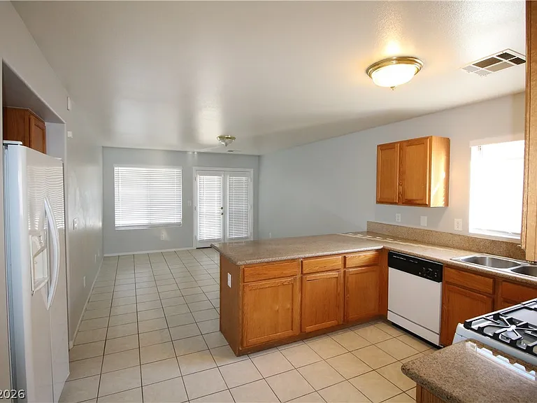 7868 Steamboat Springs Ct — Photo 9