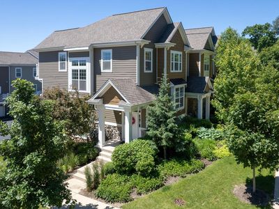 197 2nd AVENUE, Fontana, WI, 53125