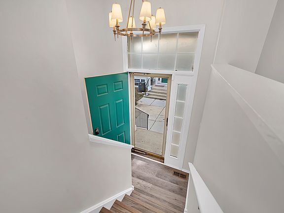 5th image of 2808 Shelly Ln