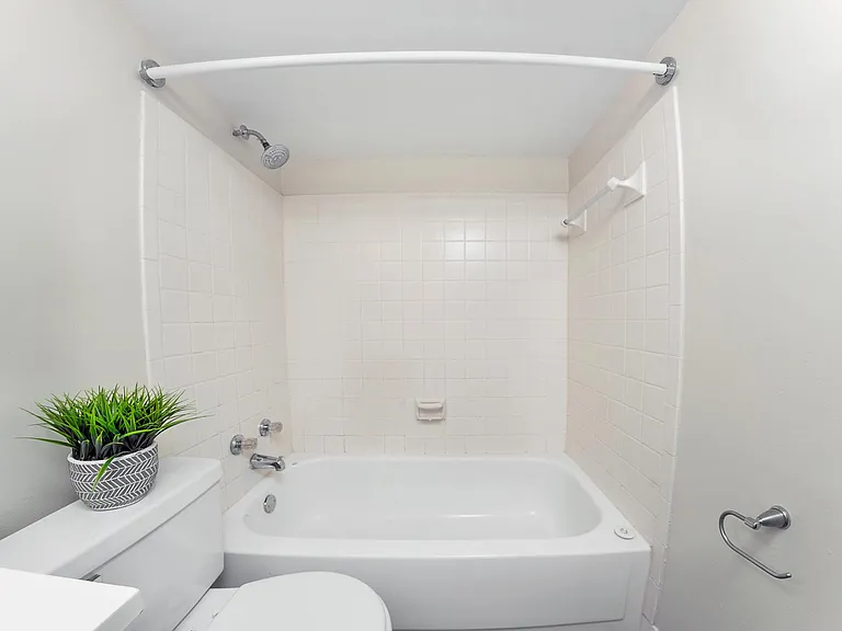 416 M St NW #B — Photo 7