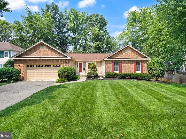 13647 S Springs Dr — Photo 1