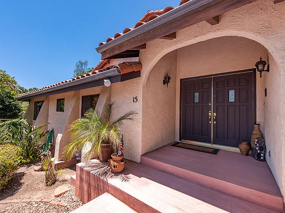 4th image of 15 Cerro Crest Dr
