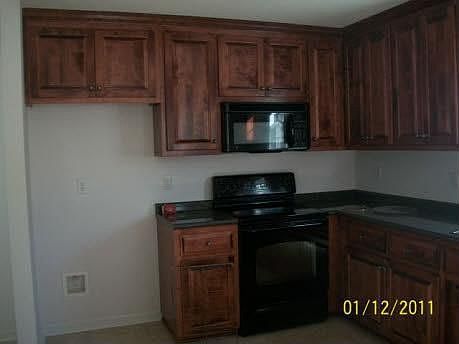 2nd image of 75 Laurel Oak Dr