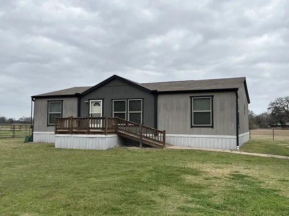 894 Fm 1395, Edgewood, TX 75117