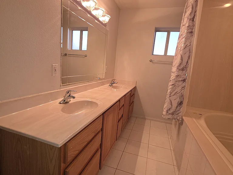 MASTER BATHROOM-Dual Sinks
