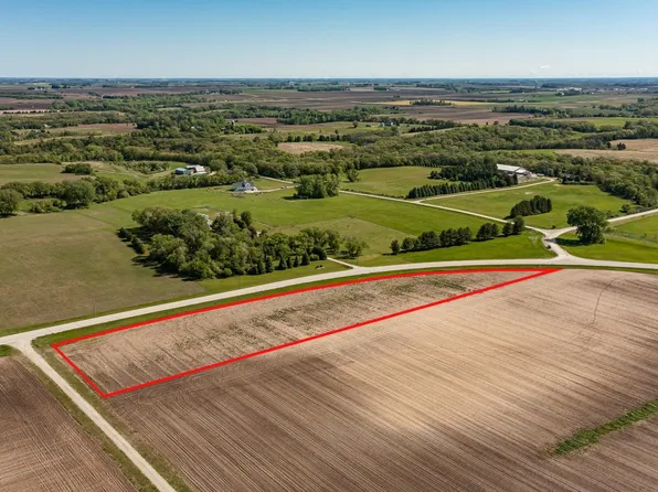 30th St SE, Eyota, MN 55934