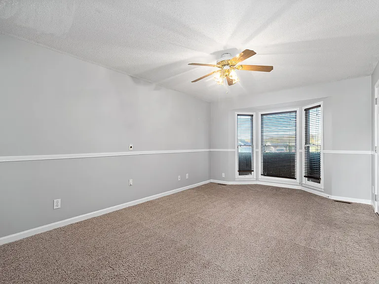 3737 Heather Dr — Photo 9