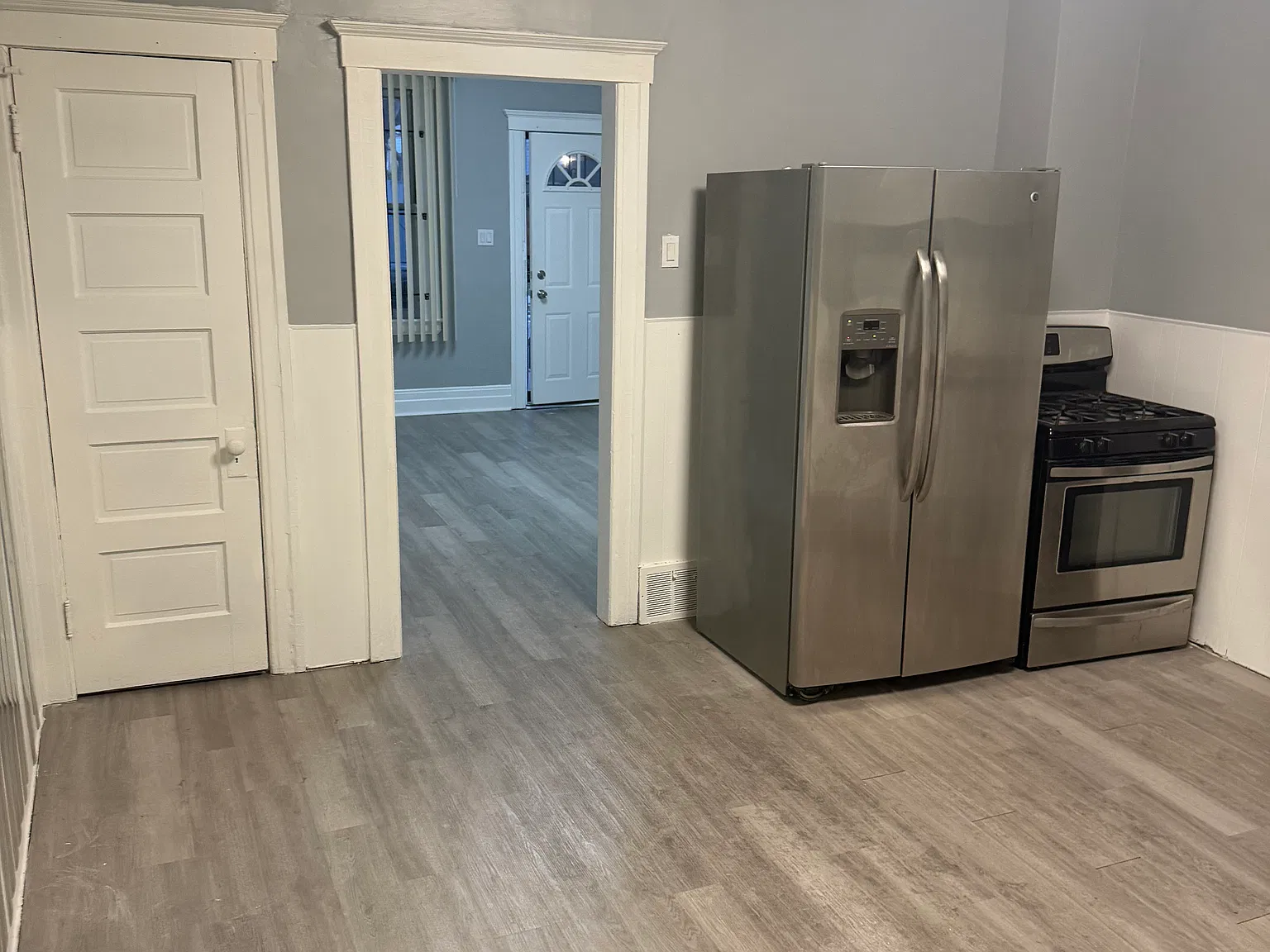 2 bed, 1000 sqft, $1,200 — Photo 3