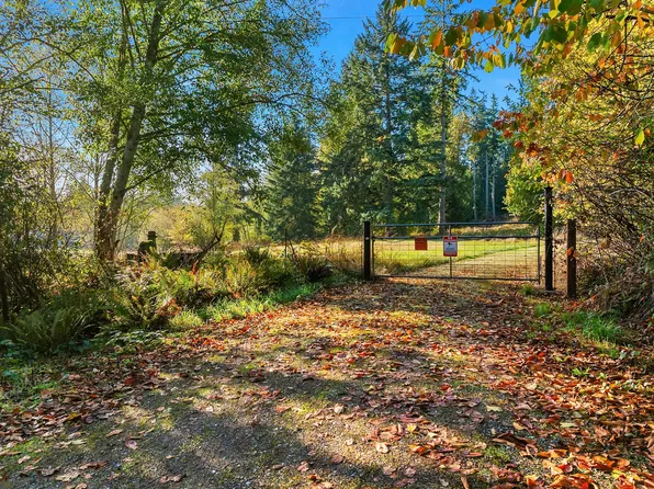 Sawdust Hill Rd NE, Poulsbo, WA 98370