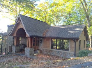 123 Oak St, Blowing Rock, NC 28605