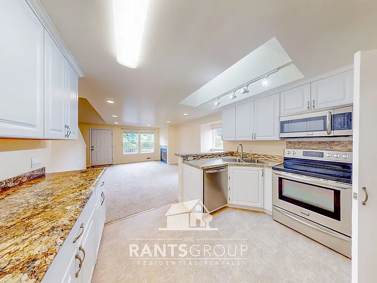 220 Israel Rd SW #J6 — Photo 6