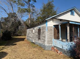 604 Lodge St, Marion, SC 29571