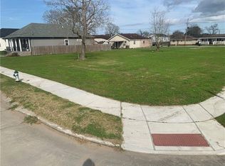 7209 Sidney St, Arabi, LA 70032