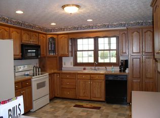 8306 Hidden River Trce, Charlestown, IN 47111