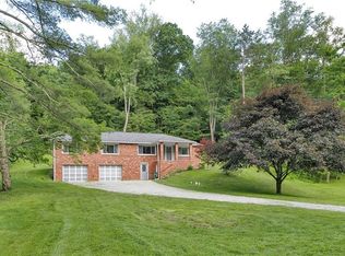 3250 Jacks Run Rd, White Oak, PA 15131